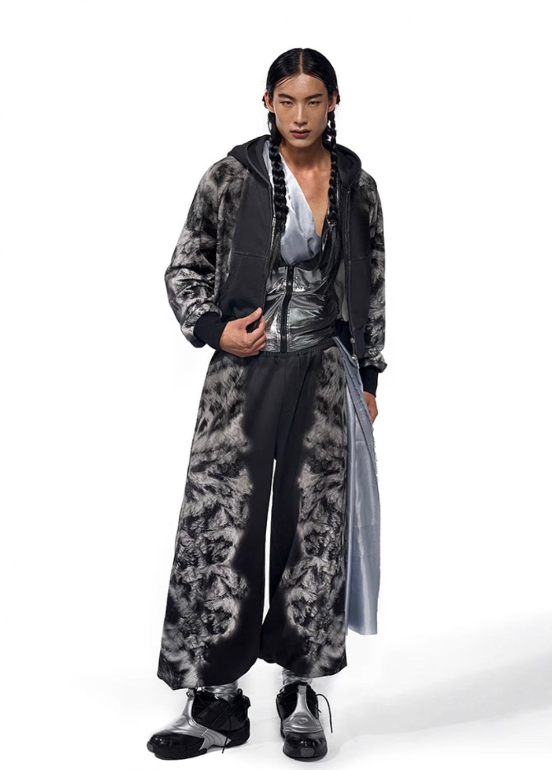 Leopard Print Niched Hoodie With Sweatpant And Shorts