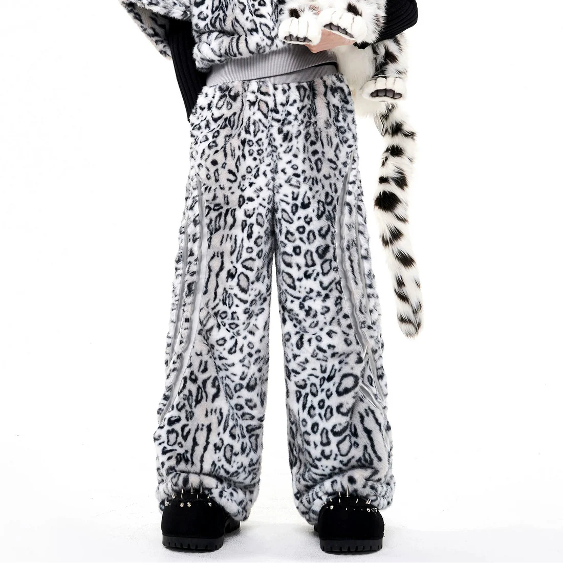 Leopard Print Fleece Fur Winter Sweatshirt And Pant